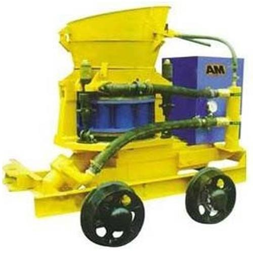 Preparation and precautions of dry shotcrete machine spraying concrete