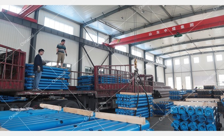 China Coal Group Sent A Batch Of Single Hydraulic Props To Xinjiang Province