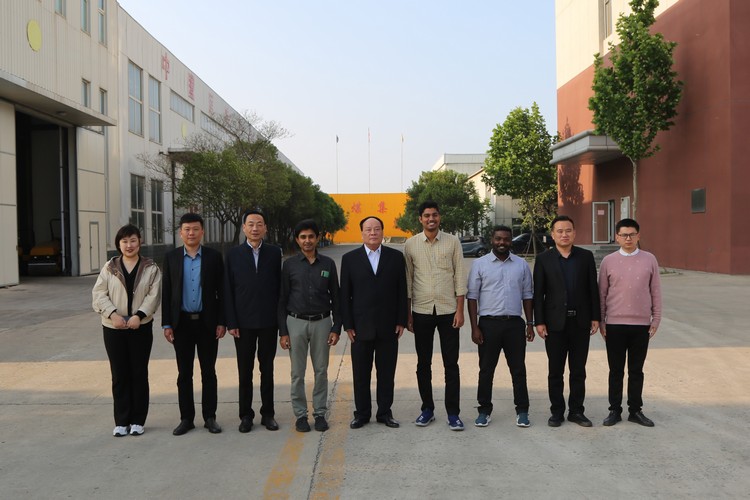 Warmly Welcome Indian Businessmen Visit China Coal Group For Purchase